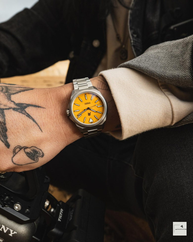 RZE Resolute Pro - Medallion Yellow Enamel (bransoleta + RZE Resolute Pro - Medallion Yellow Enamel (bransoleta +